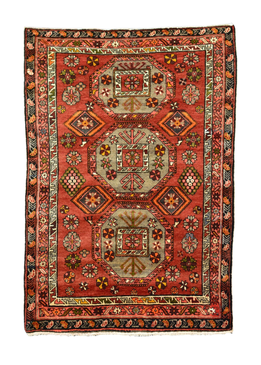persian hamadan area rug vintage rug vintage carpet antique rug antique carpet online rug store traditional rug affordable refined carpet rugs orange county california southern california